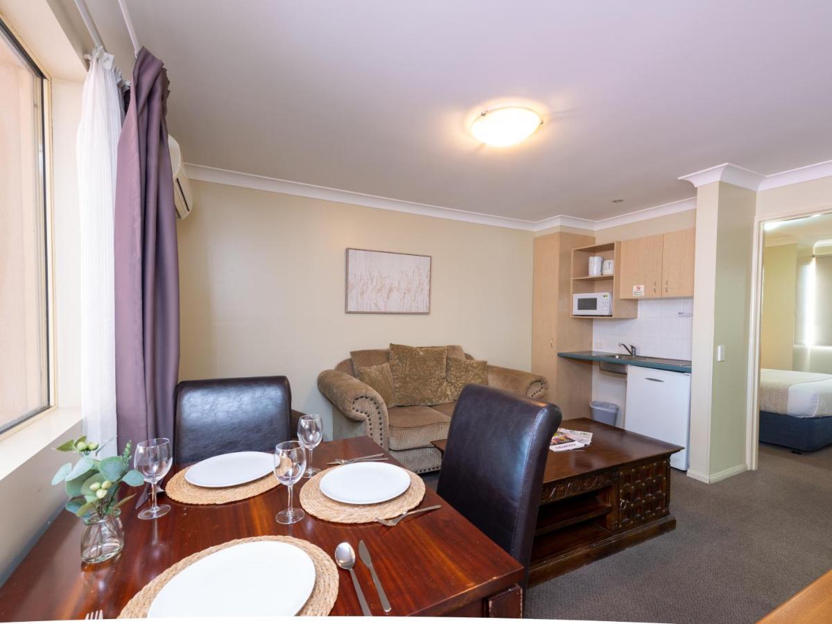 Villa Nova Motel Toowoomba Εξωτερικό φωτογραφία
